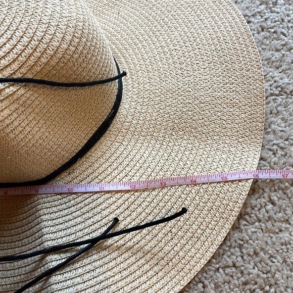Yuuve Floppy Sun hat - Picture 6 of 6